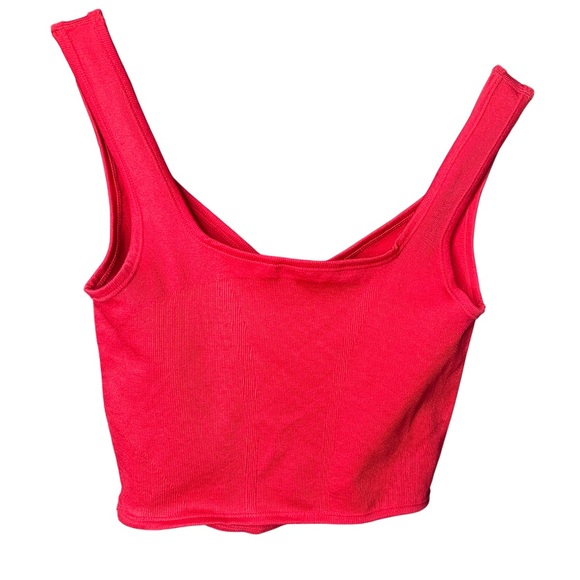 Red Ribbed V-Neck Cropped Tank Top | Stretchy | Size L - Picture 3 of 4